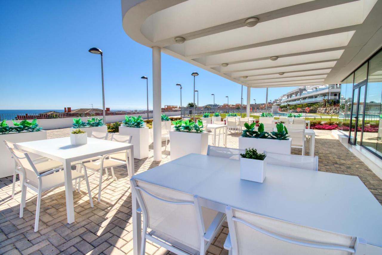 Newly Constructed 2 Bed Apartment With Sea Views Casares Esterno foto