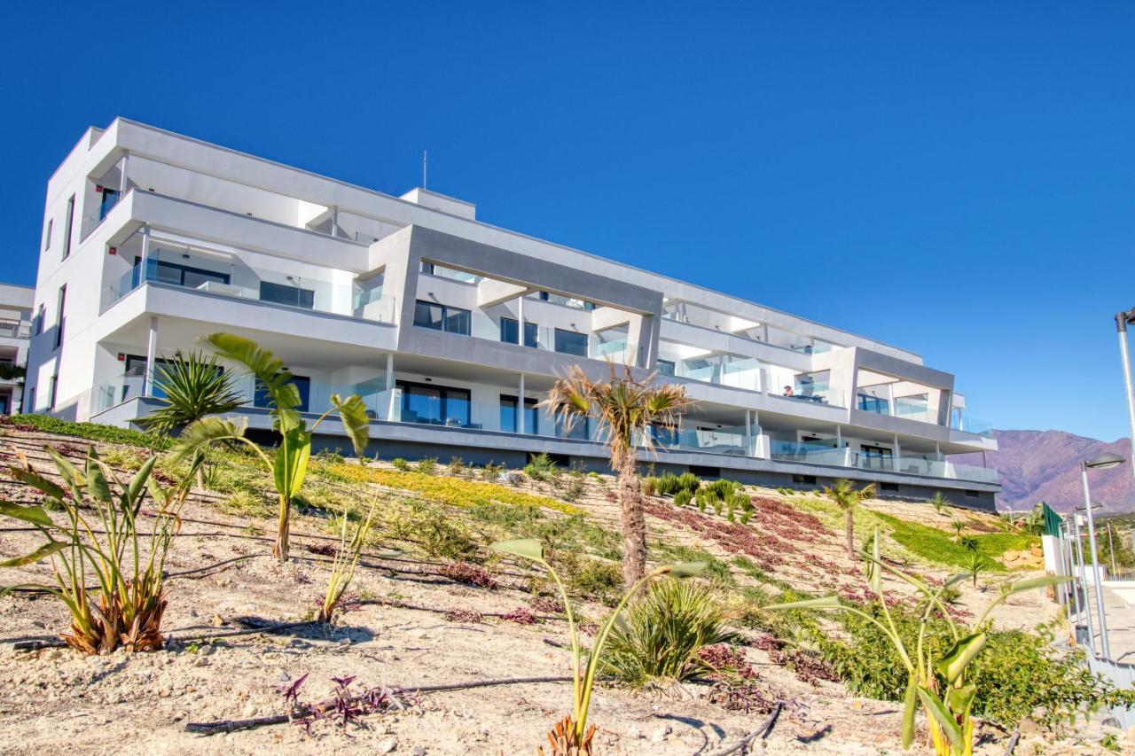 Newly Constructed 2 Bed Apartment With Sea Views Casares Esterno foto